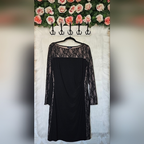 Chaps Dresses & Skirts - CHAPS Classic Lace Overlay Ruched Front Lined Mini Dress